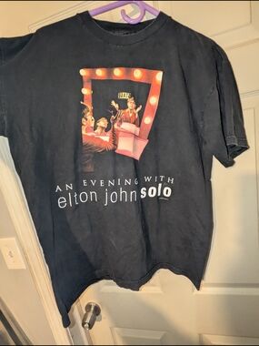 Elton John 'An Evening With Elton John Solo' Graphic Tee - Black